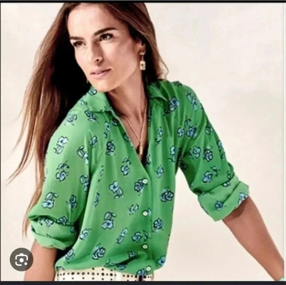 Cabi Kelly Green Go to Painters Smock Button Down Floral Oversized Blouse(S) - Picture 3 of 13